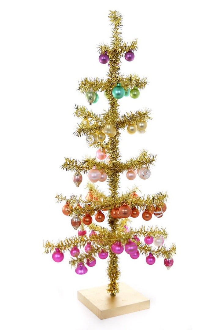 Holiday DecorDecorated Tinsel Tree