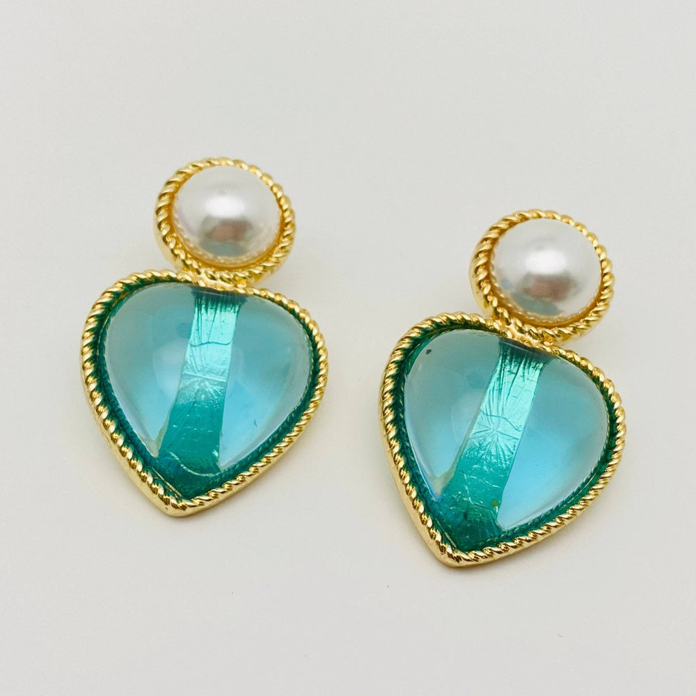 JewelryRetro Heart Jewel Earrings: Blue