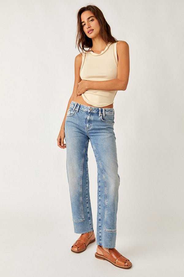 JeansRISK TAKER MID - RISE STRAIGHT